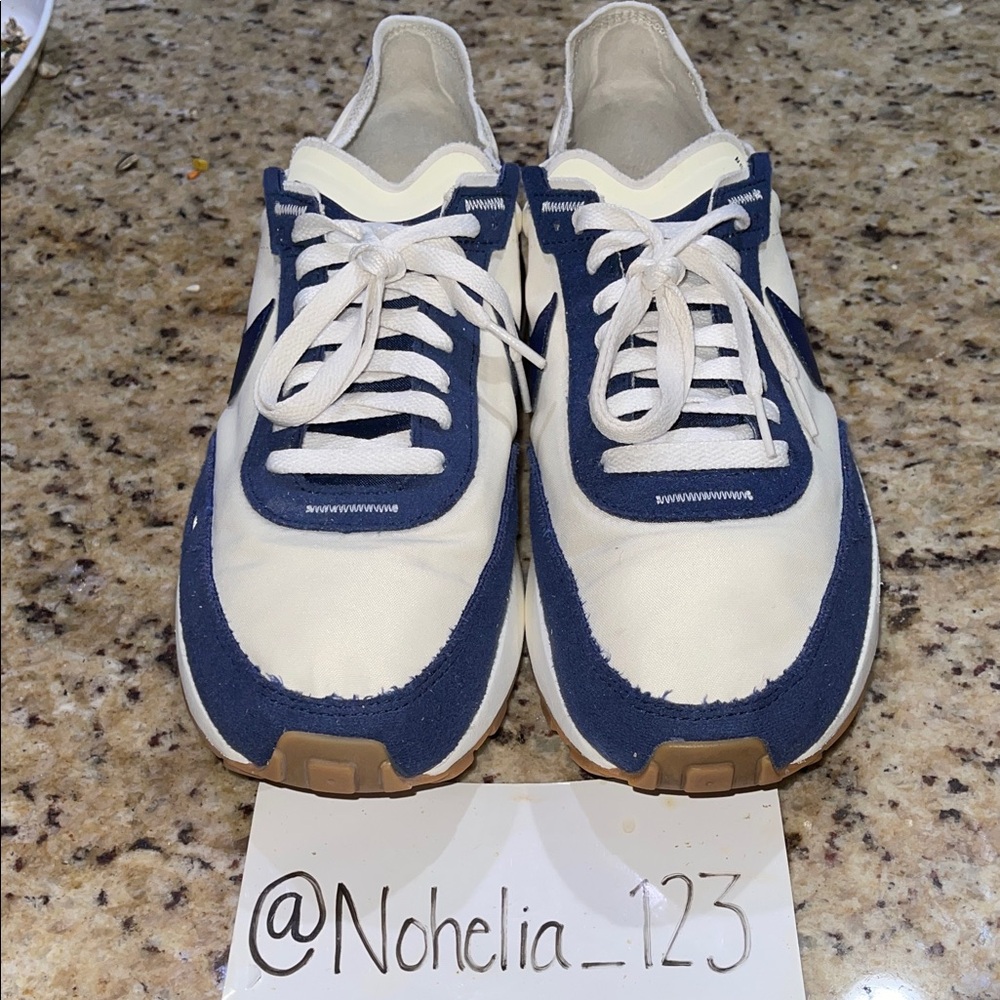 🌟Nike Waffle One SE in Coconut Milk Midnight Navy